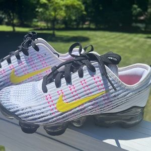 Vapormax sneakers